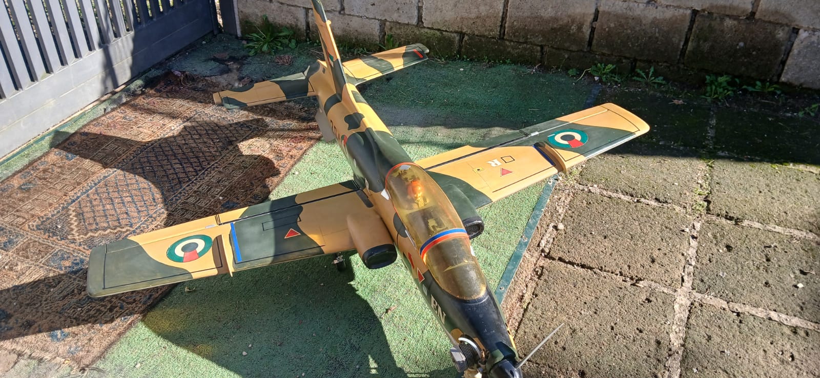 Anteprima 1 di MB-339